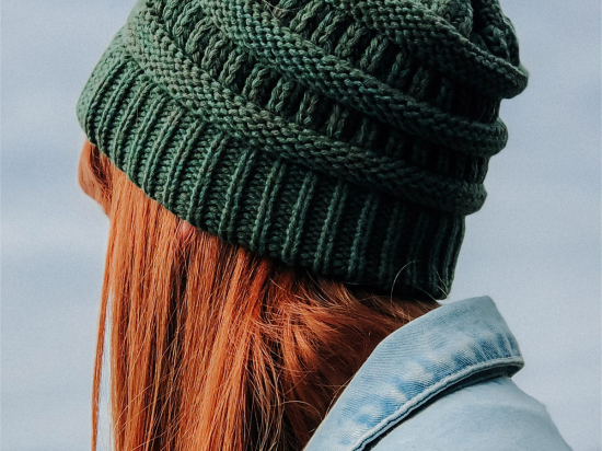 Knitted wool-blend green cap